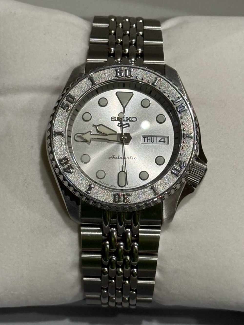 Custom New Seiko 5 Sports SRPE71 W/Sapphire Crystal, GOR Bracelet & No Tool Adj